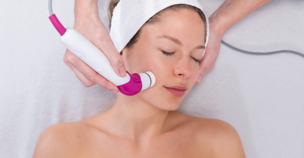 Dermoelettroporatore Viso Trattamenti Viso Gocce di Benessere dermoelettroporatore-viso-trattamenti-viso